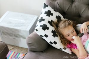 Sick child uses Venta Airwasher during flu season