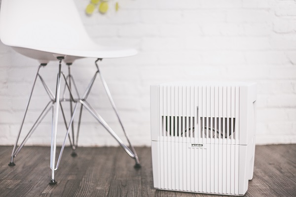 Humidifiers like the Venta Airwasher can help reduce presenteeism