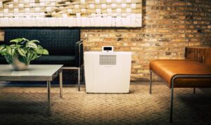 The Kuubel XL-T is a hybrid air purifier and humidifier from Venta.